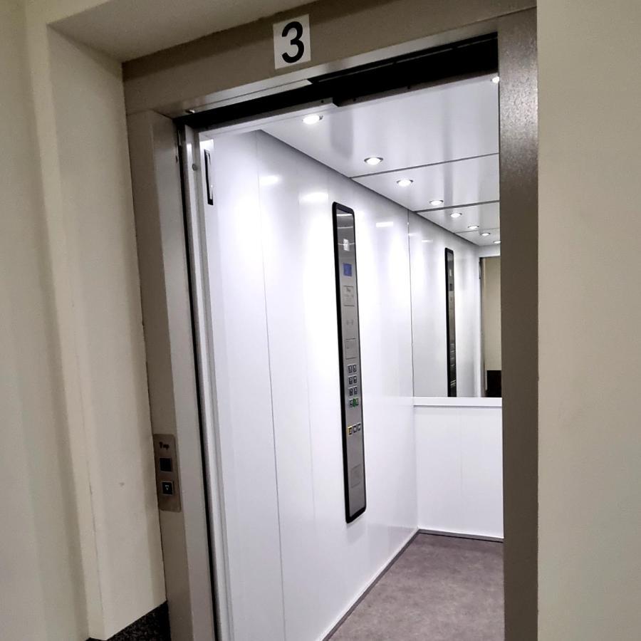 Apple Apartments - Wroblewskiego Prywatne Miejsce Parkingowe Łódź Eksteriør billede